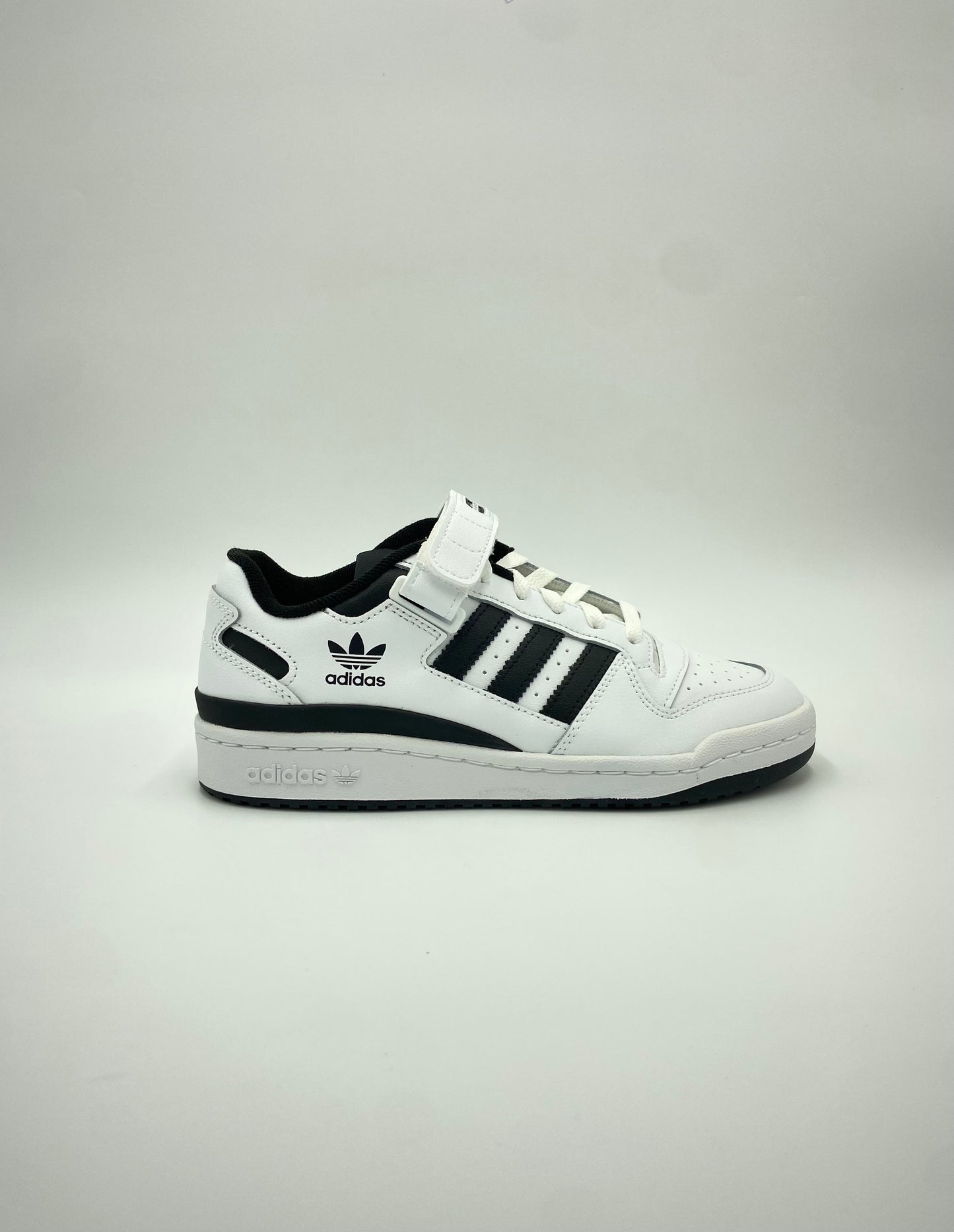 Adidas forum low junior